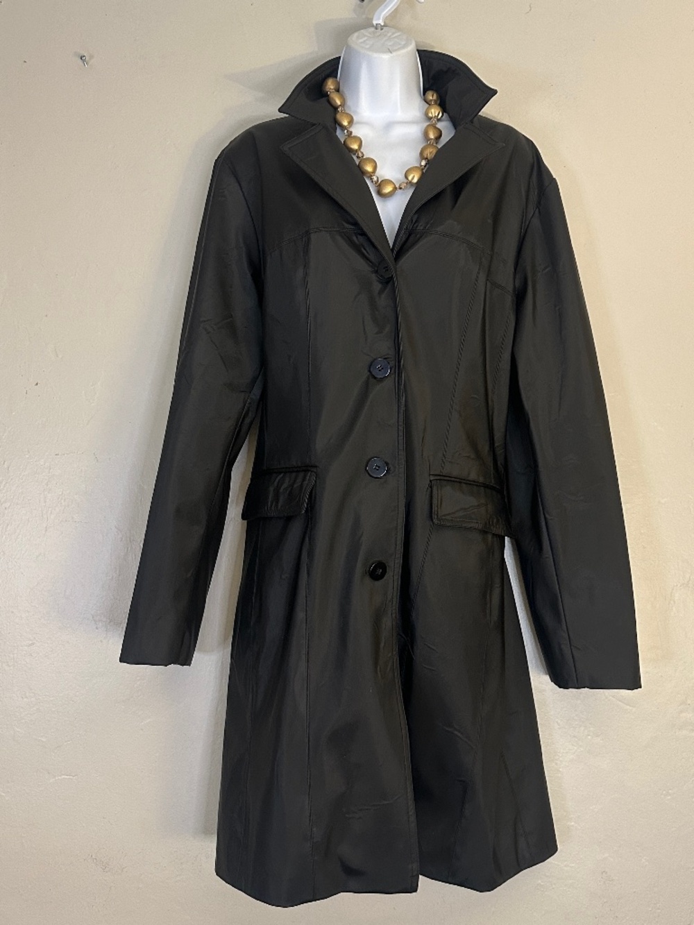 Weather Tamer Vinyl Trench Coat XL Gently worn 60% PVC/40% polyurethane